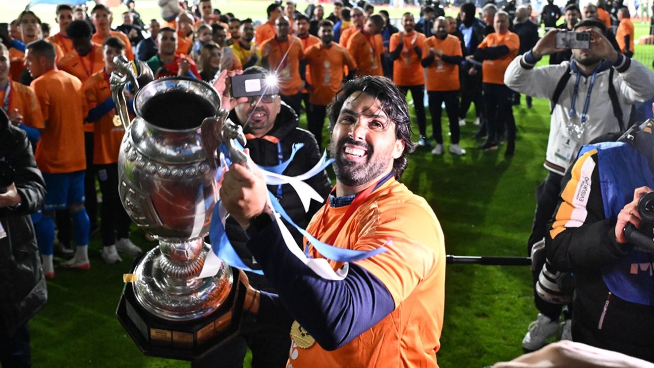 Filipe Coelho pe banca Universității Craiova în timpul unui meci din SuperLiga