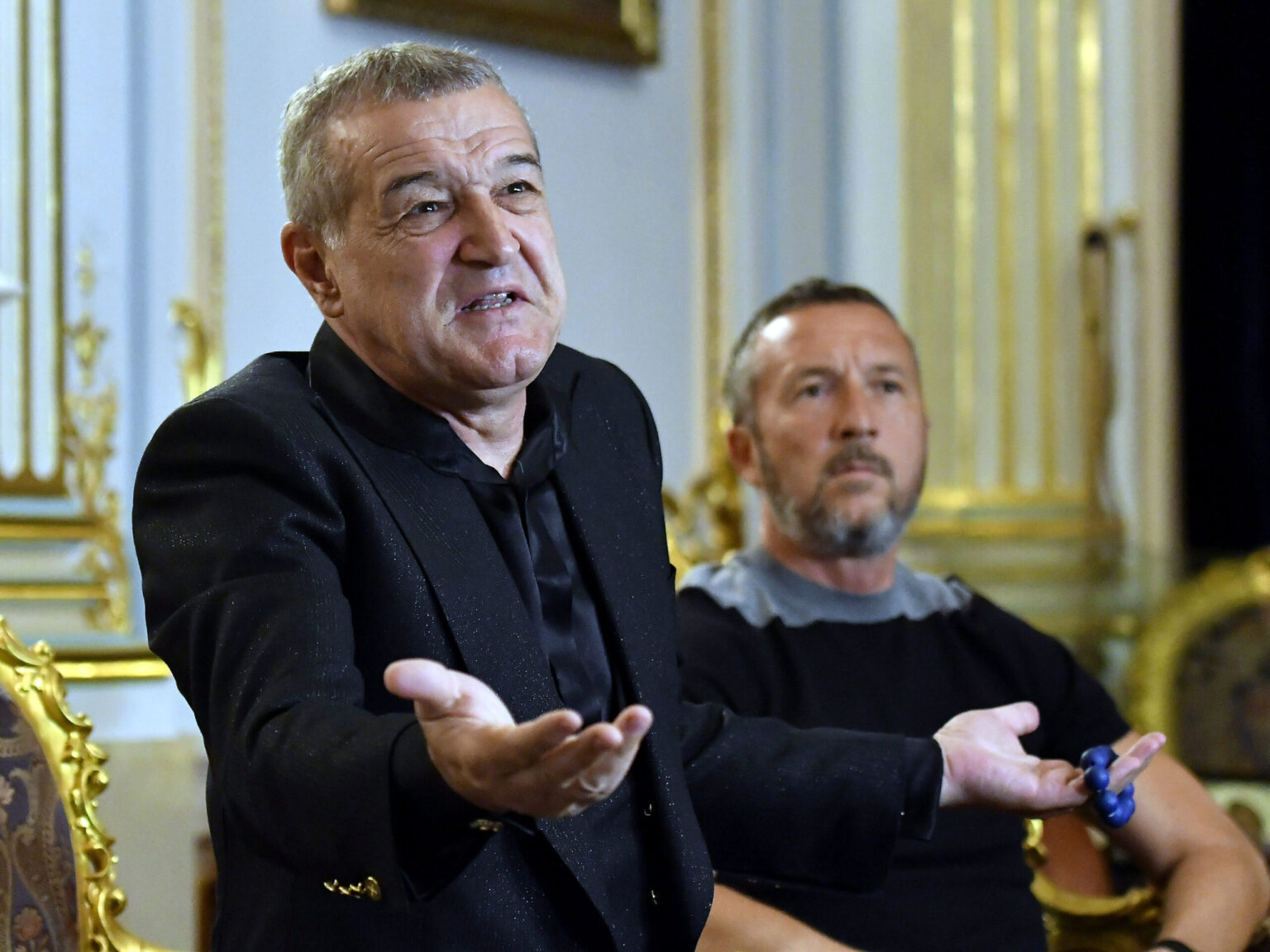 Gigi Becali, mesaj pentru Mihai Rotaru și Universitatea Craiova!