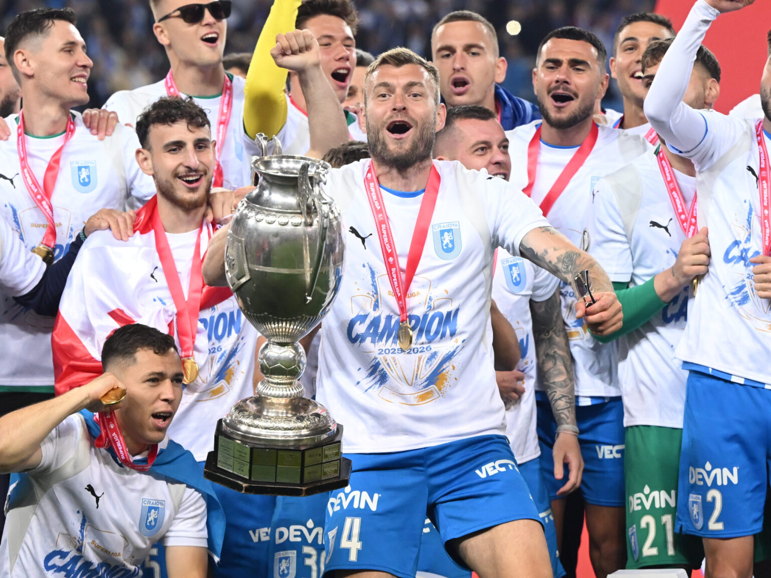Universitatea Craiova are un trofeu de aparat