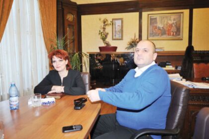 Lia Olguța Vasilescu spune că a salvat fotbalul craiovean: „Dacă nu mă implicam, Craiova rămânea fără fotbal. Creșteau copacii prin tribune”