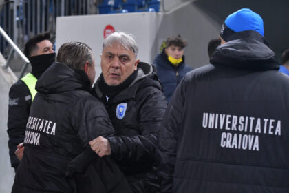 Oficialii de la Universitatea Craiova comentează schimbarea făcută de Laurențiu Reghecampf la FCSB: „Sunt de luat în calcul”